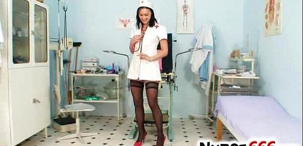  Gyno clinic nurse Elis Diamonds speculum play